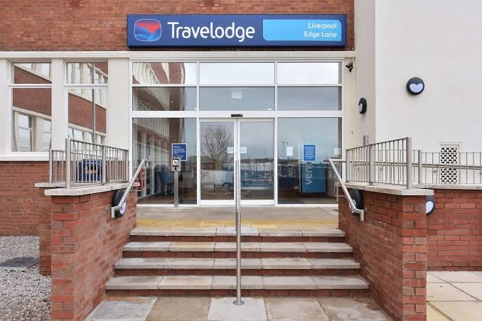 Travelodge Liverpool Edge Lane photo 3