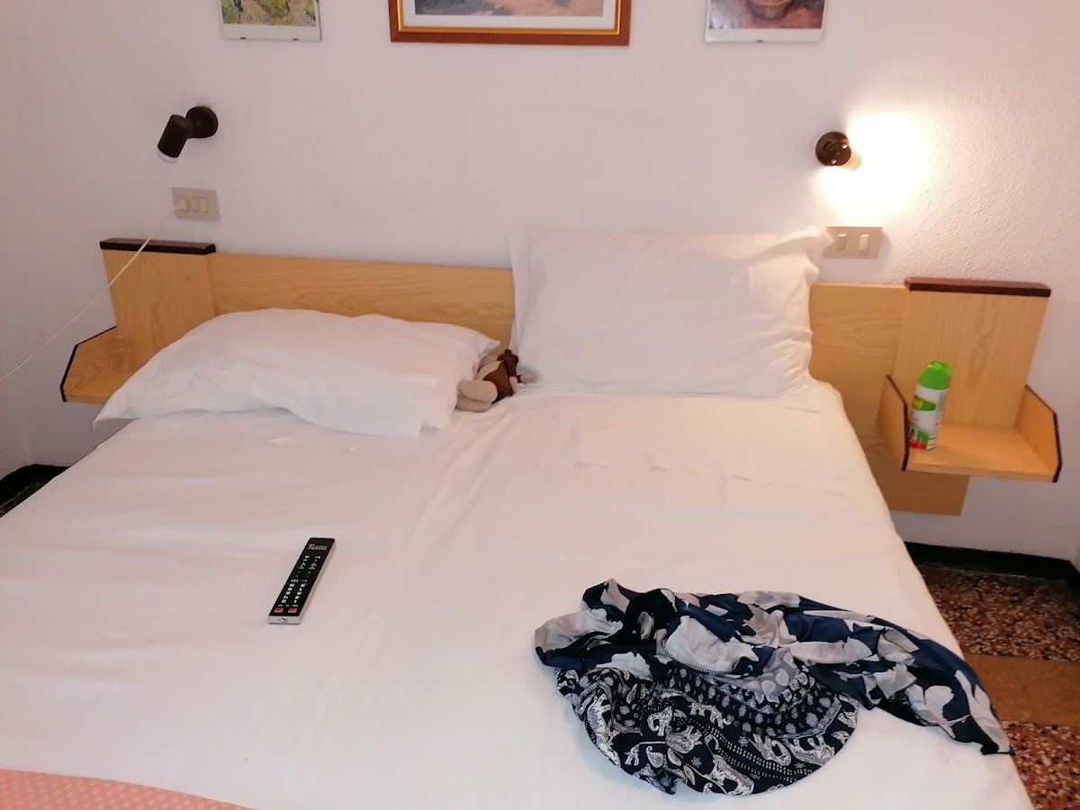 Room 1
