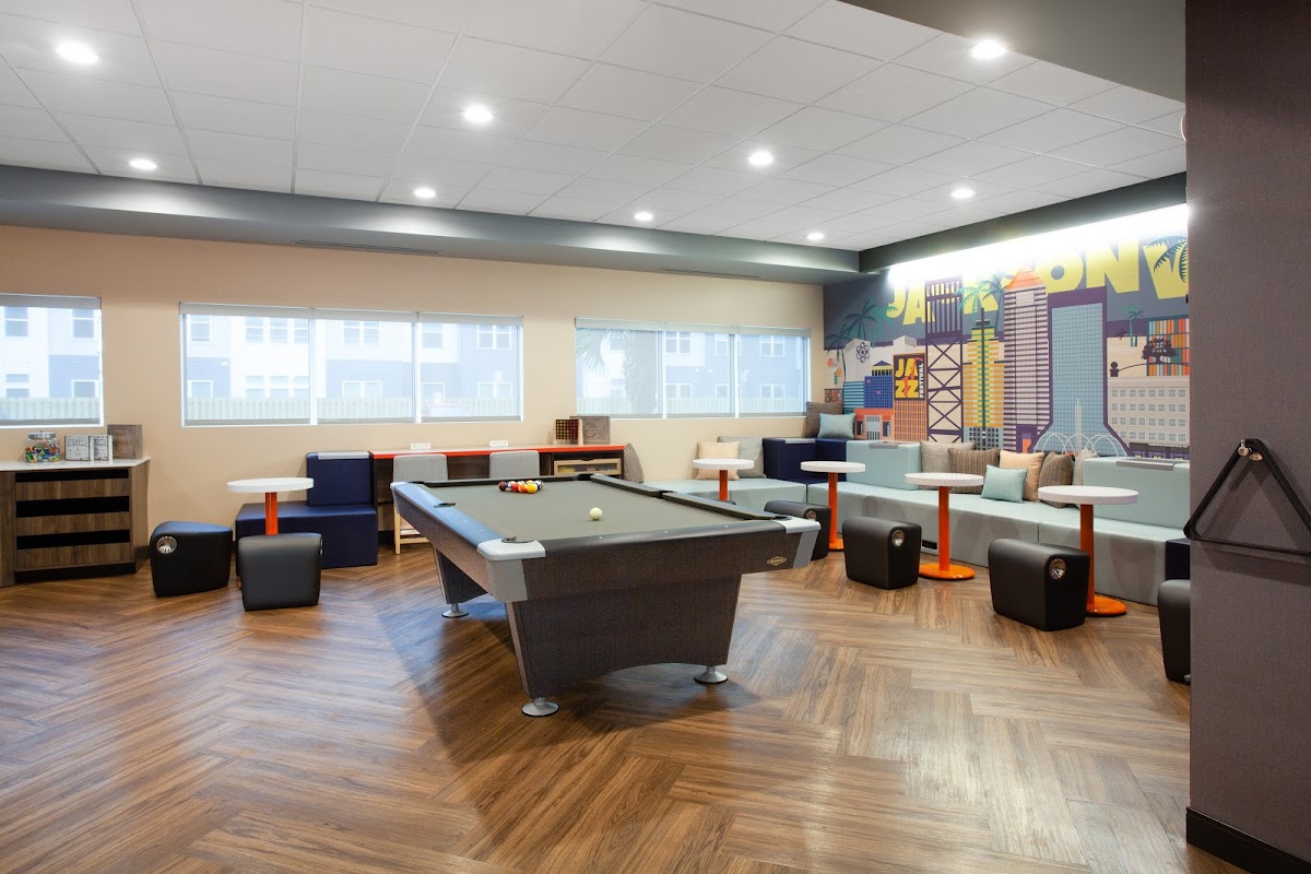 Tru By Hilton Jacksonville St Johns Town Center photo 3