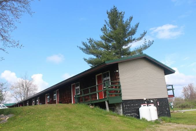 The Applewood Inn