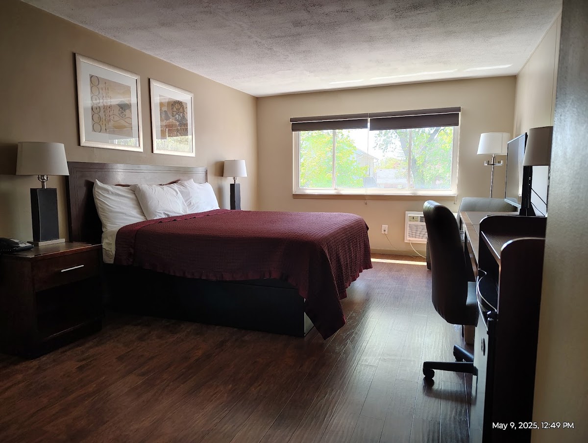 Allen Park Motor Lodge photo 2