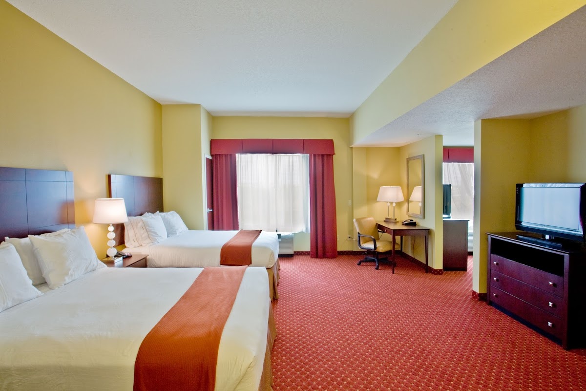 Holiday Inn Express & Suites Orlando South-Davenport by IHG photo 2