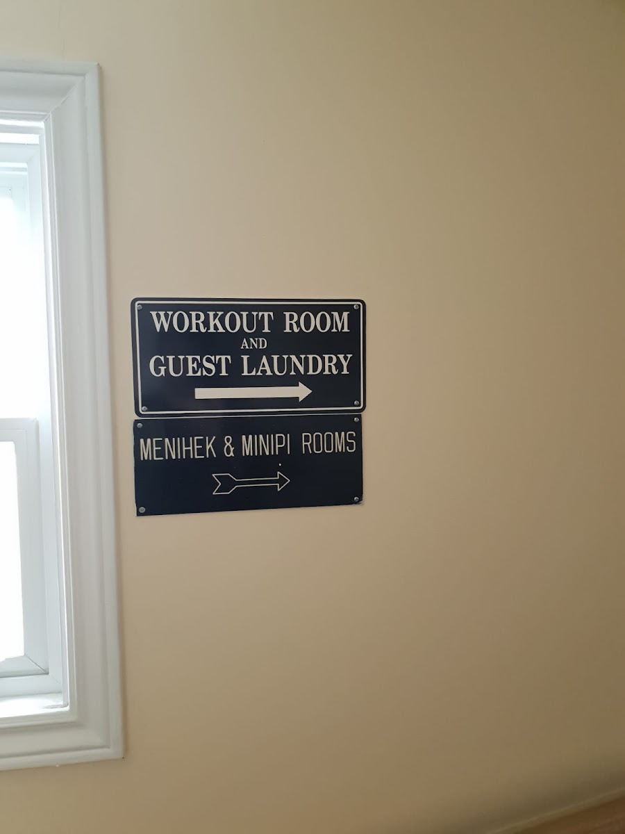 Labrador Inn photo 3