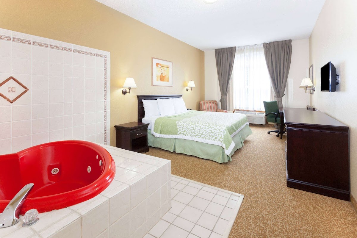 Days Inn & Suites by Wyndham Tucker/Northlake photo 2