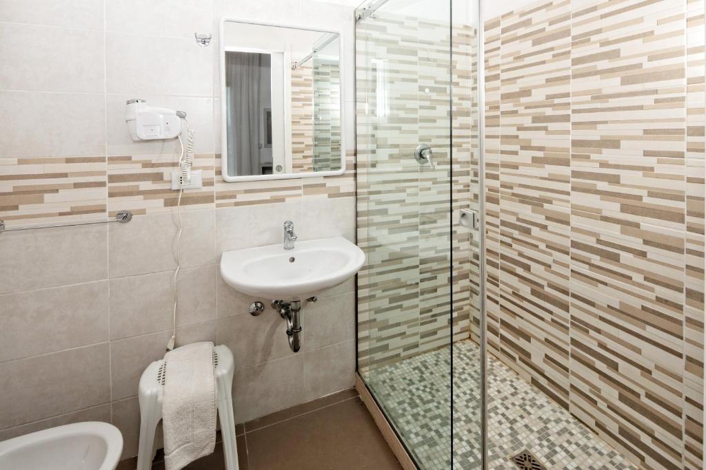 Room 2