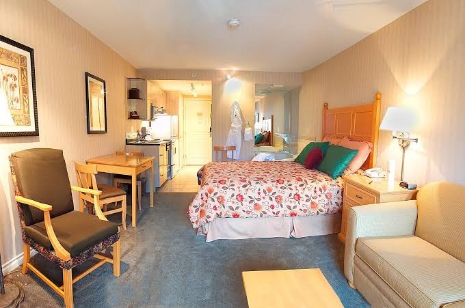 Pinnacle Hotel Whistler photo 3