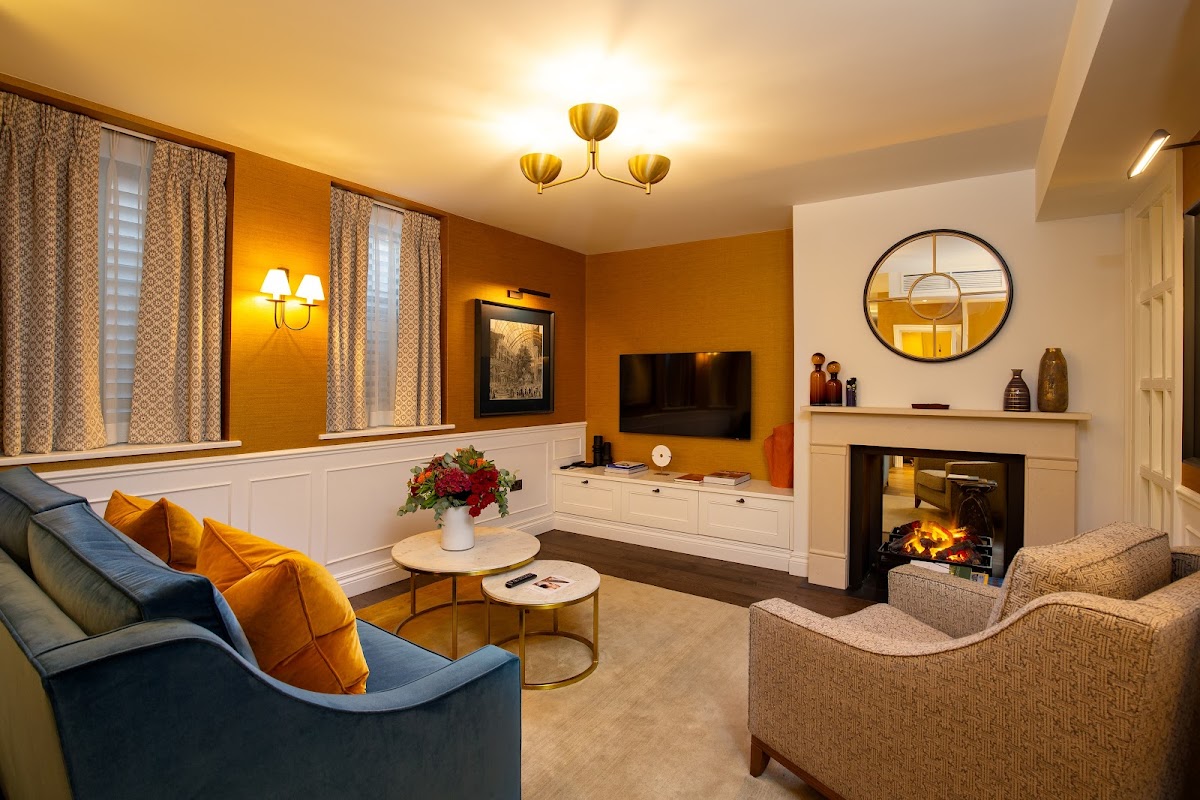 The Capital Hotel, Apartments and Townhouse photo 3