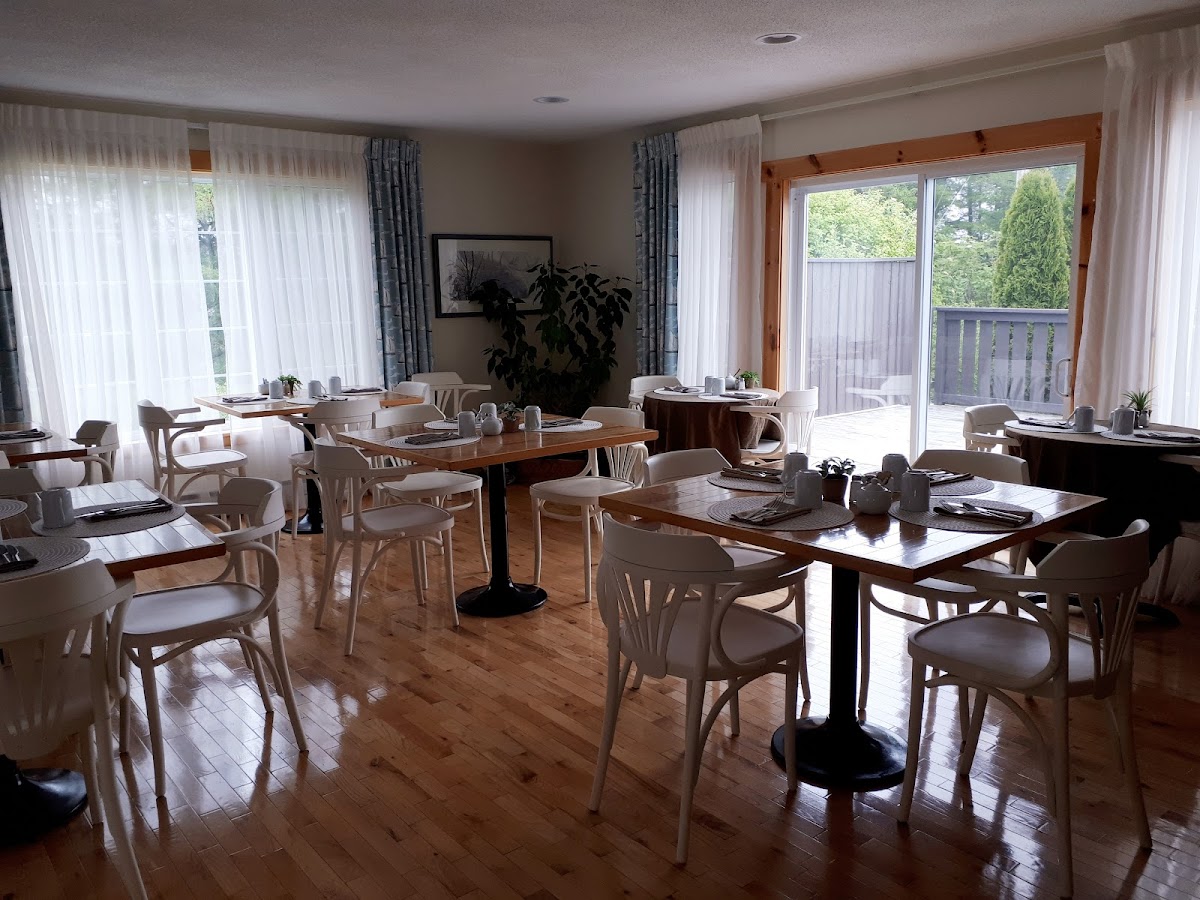 Bears Cove Inn photo 3