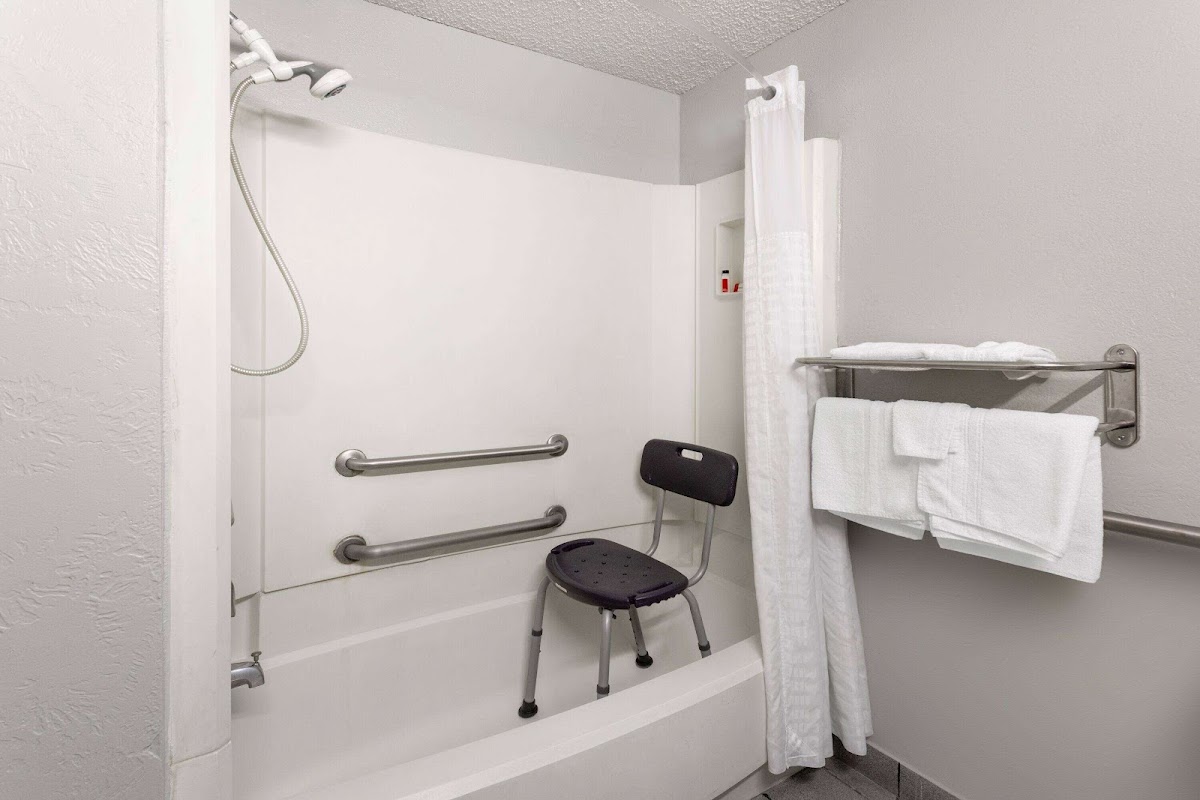 Super 8 by Wyndham Amarillo Central TX photo 3