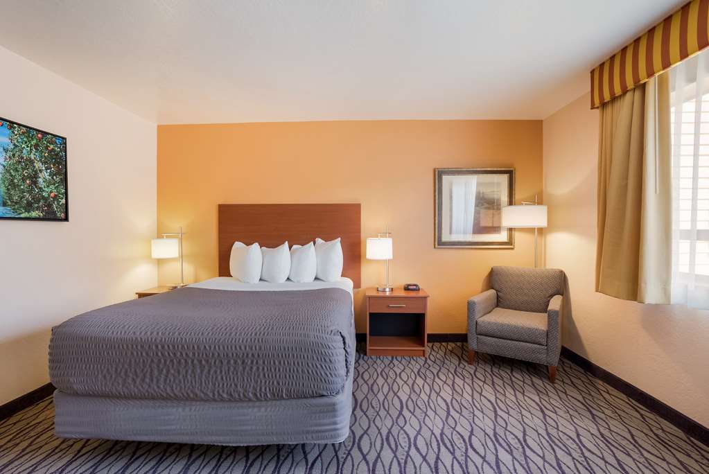 SureStay by Best Western Wenatchee photo 2