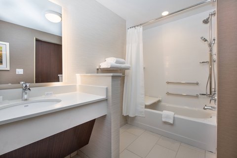 Fairfield by Marriott Inn & Suites Dayton Downtown photo 3