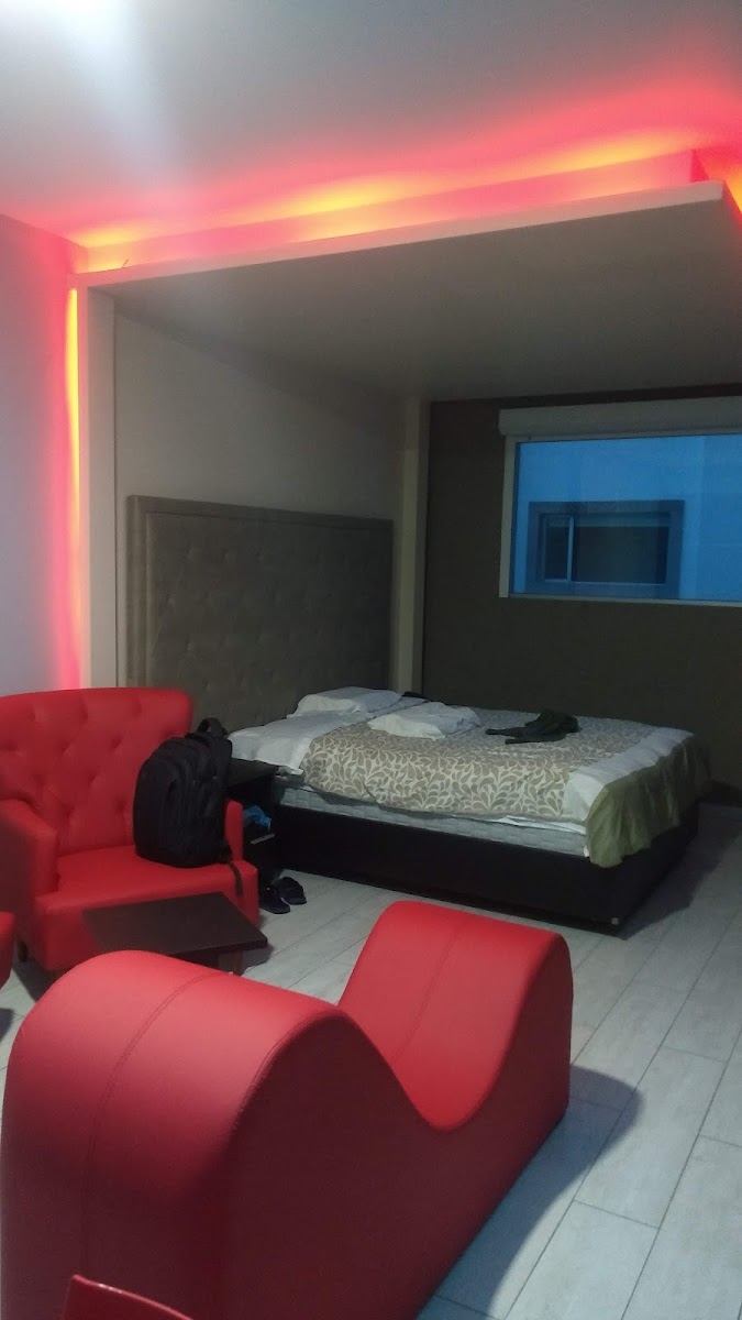 Motel City Love photo 3