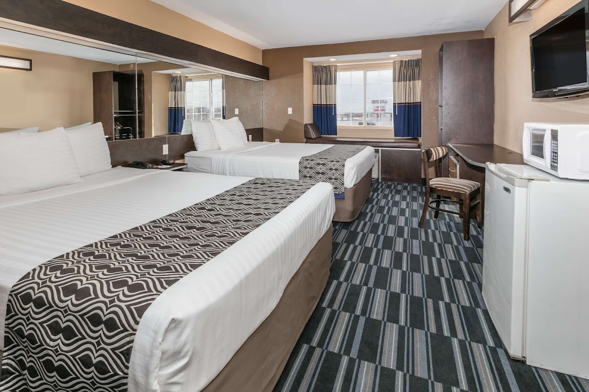 Microtel Inn & Suites by Wyndham Scott Lafayette photo 2