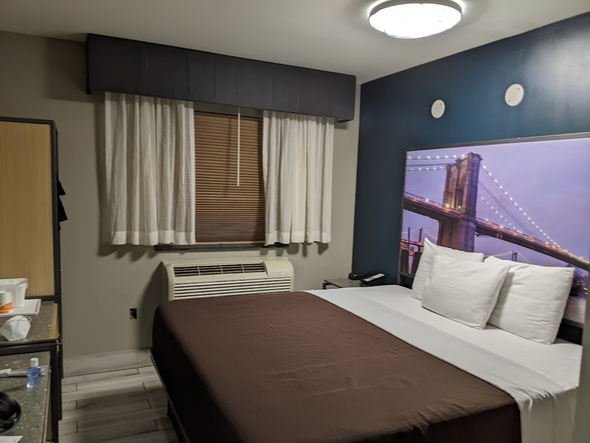 Rodeway Inn Near JFK Airport photo 2