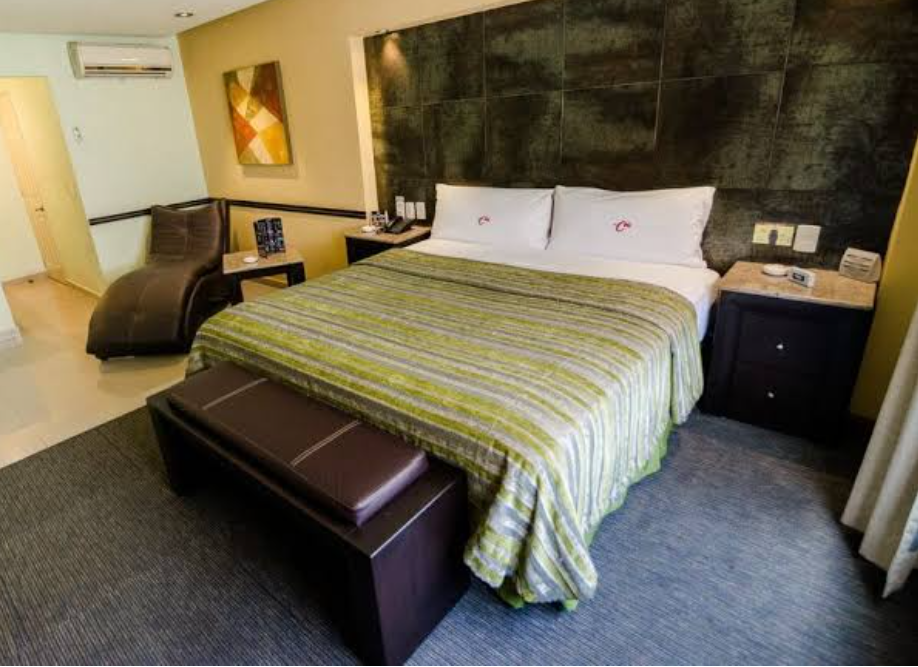 Motel California Courts photo 2