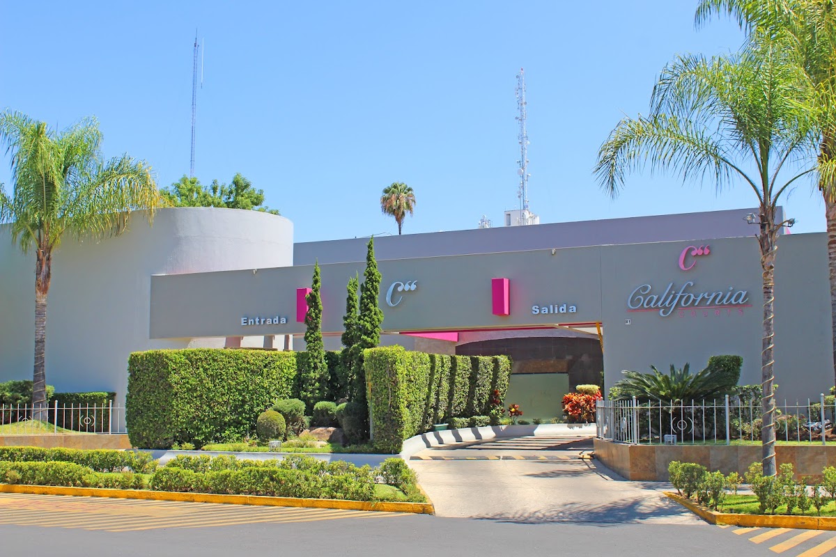 Motel California Courts photo 3