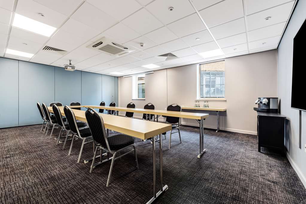 Park Inn by Radisson Peterborough photo 3
