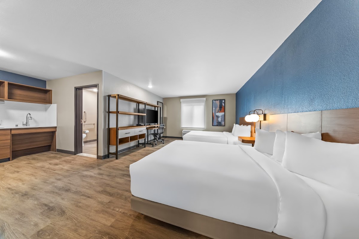 Everhome Suites Ontario photo 2