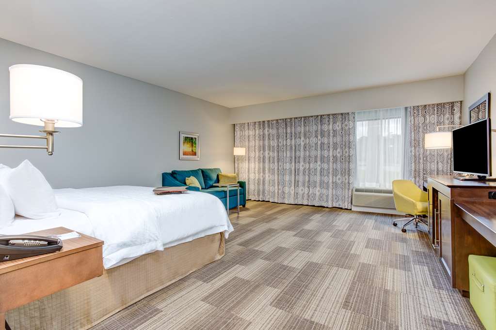 Hampton Inn & Suites Macon I-475 photo 2