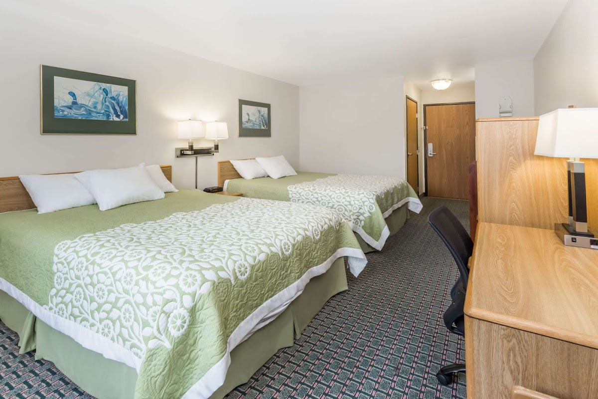 Days Inn by Wyndham Stoughton WI. photo 2