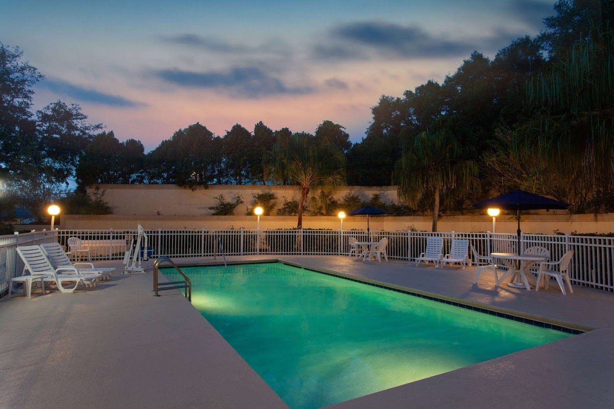 Microtel Inn & Suites by Wyndham Lady Lake/The Villages photo 3