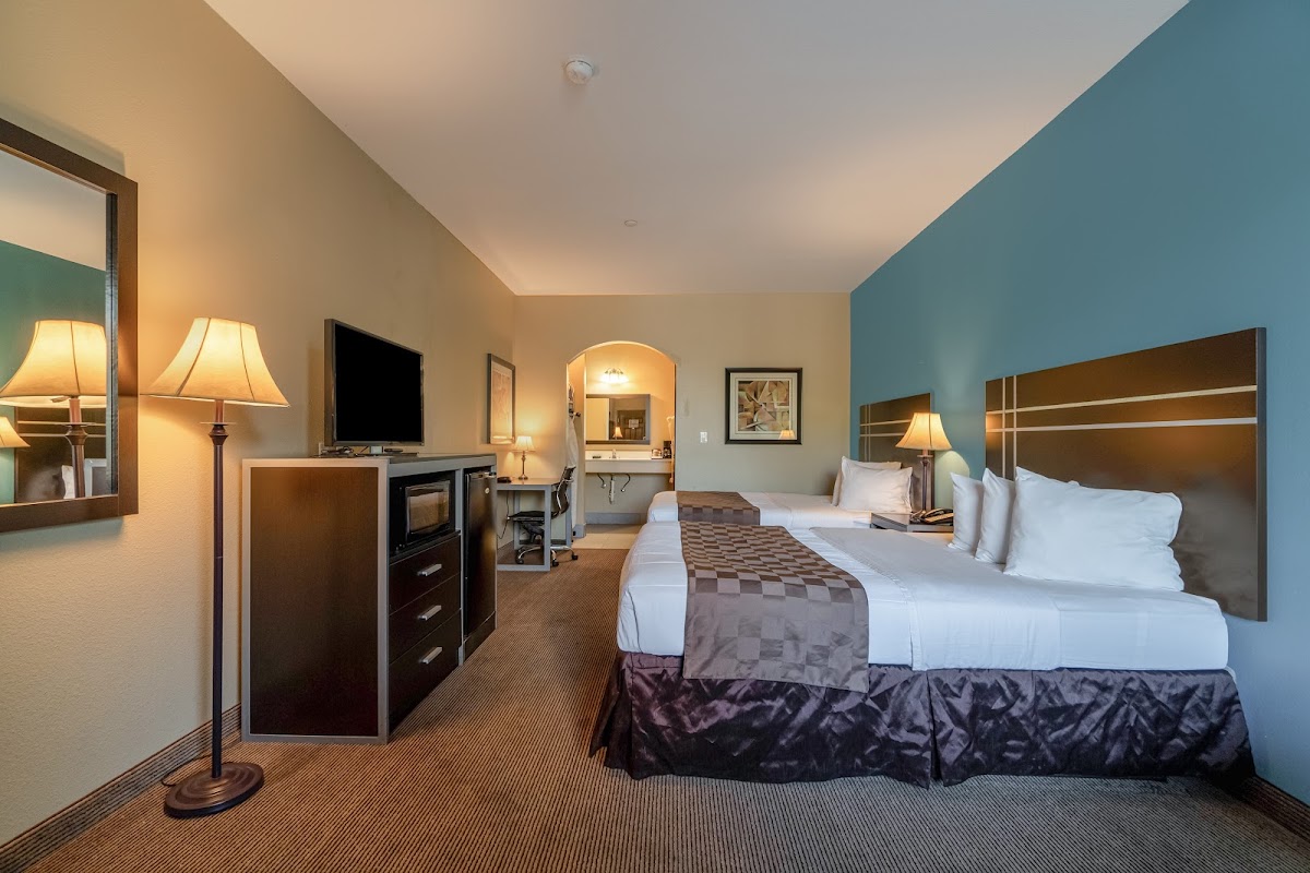 Moulton Inn & Suites By OYO Near Shiner TX photo 2