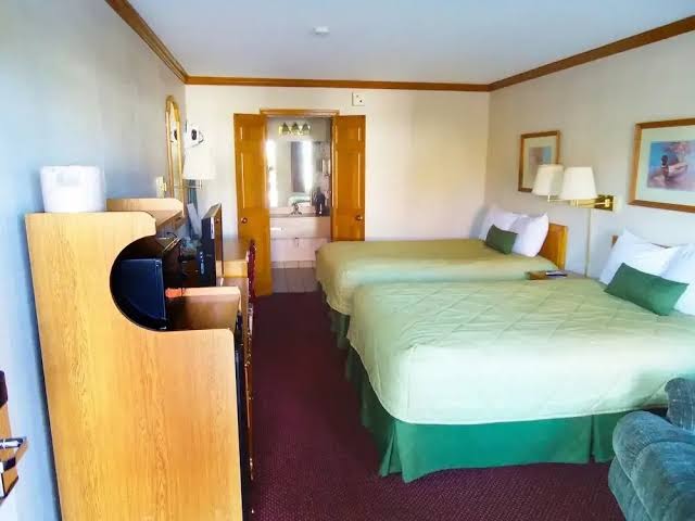 Ramada Limited Indianapolis West photo 2