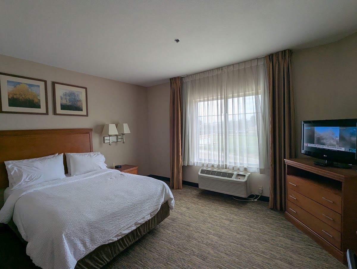 Candlewood Suites Texarkana, an IHG Hotel photo 2