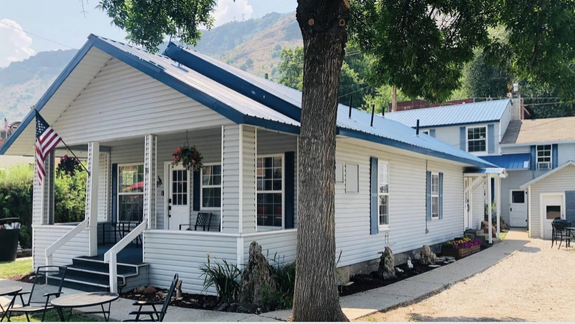 Blue Jay Inn