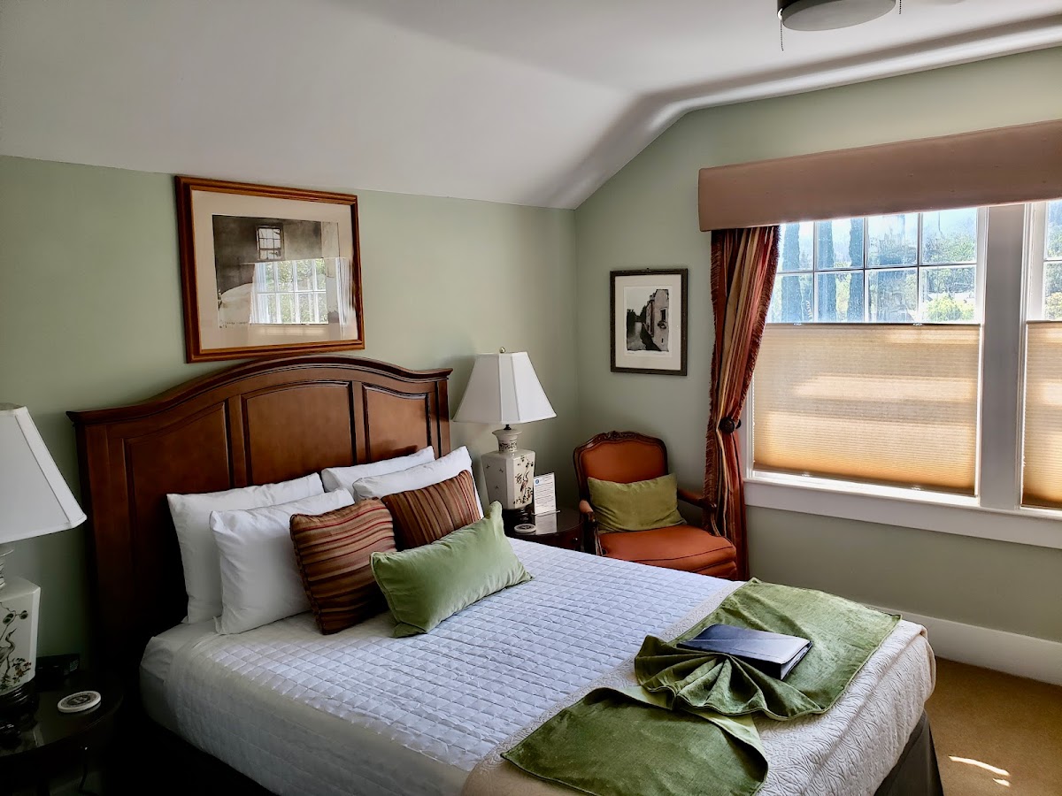 Bayberry Inn Bed and Breakfast and Retreat photo 2