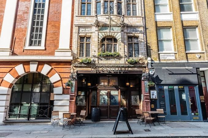 Fox & Anchor (Hotel)