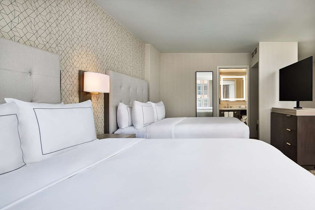 Hilton Kansas City Country Club Plaza photo 2