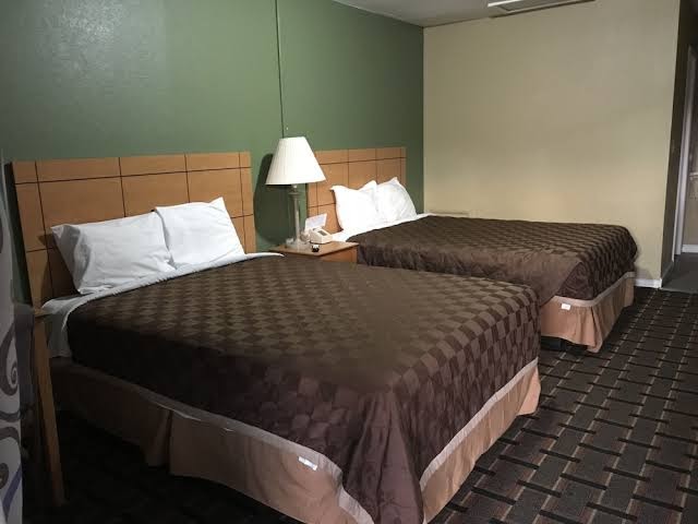 Princess Motel Maryville photo 2
