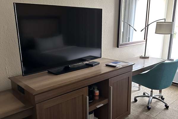 Comfort Inn Darien - North Brunswick photo 3