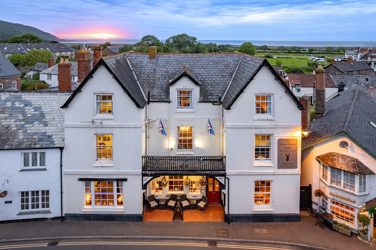 Lorna Doone Hotel & Restaurant