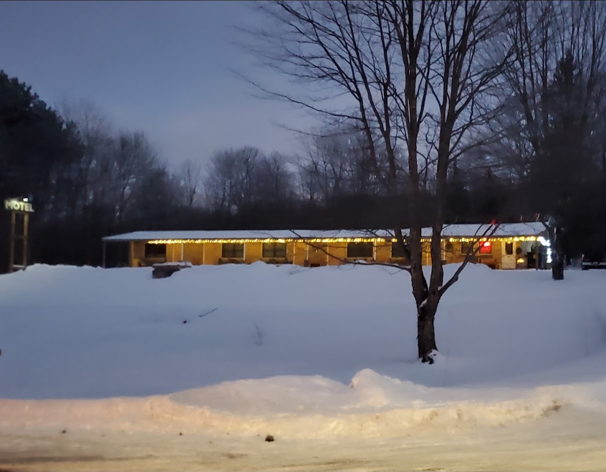The Mellen Motel, LLC photo 3