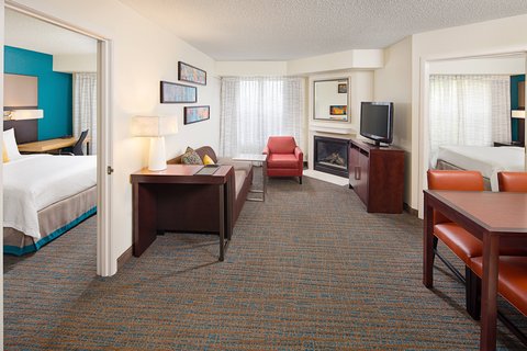 Residence Inn by Marriott Detroit Livonia photo 2
