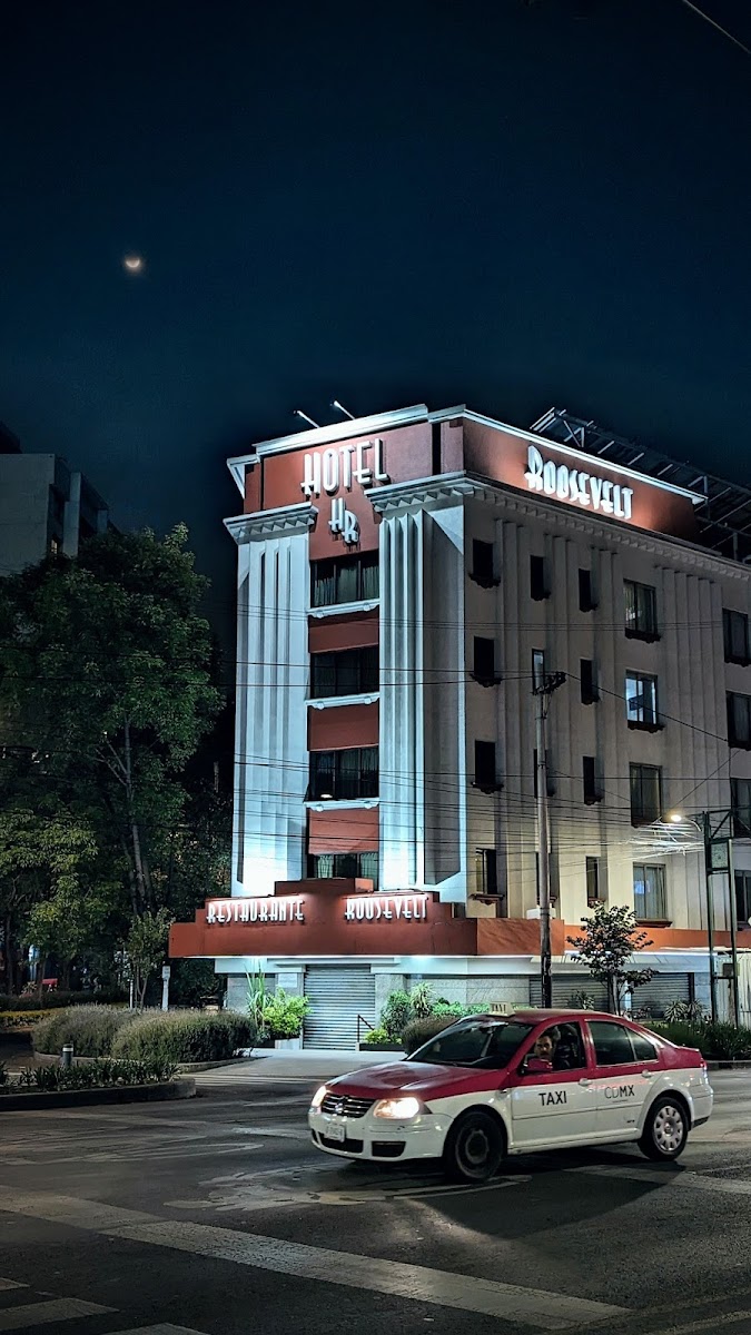 Hotel Roosevelt photo 2