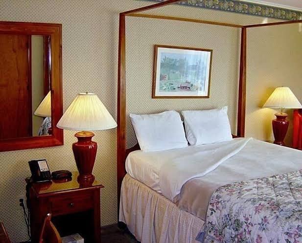 West Road Motel photo 2