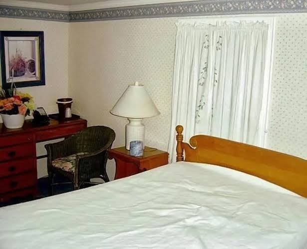 West Road Motel photo 3