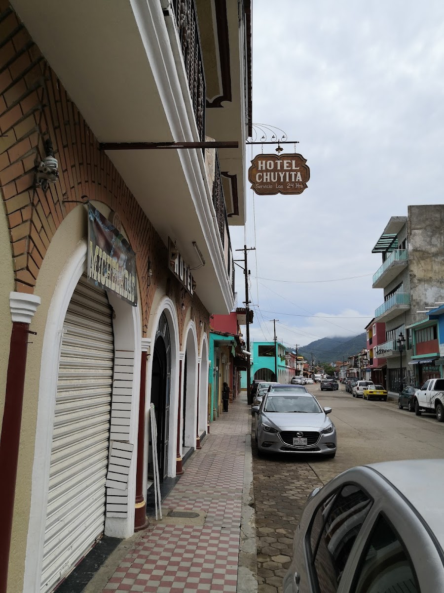 Hotel Chuyita photo 2