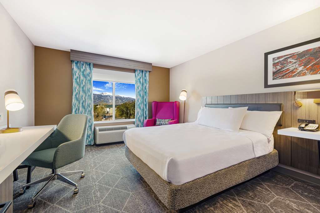 Hilton Garden Inn Colorado Springs Airport photo 2