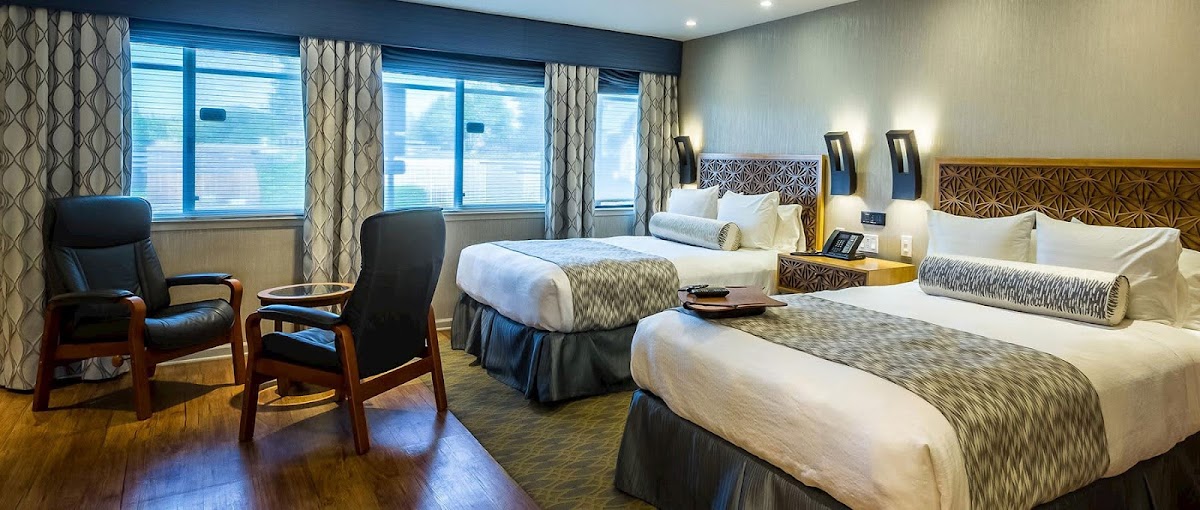 Hotel Strata photo 2