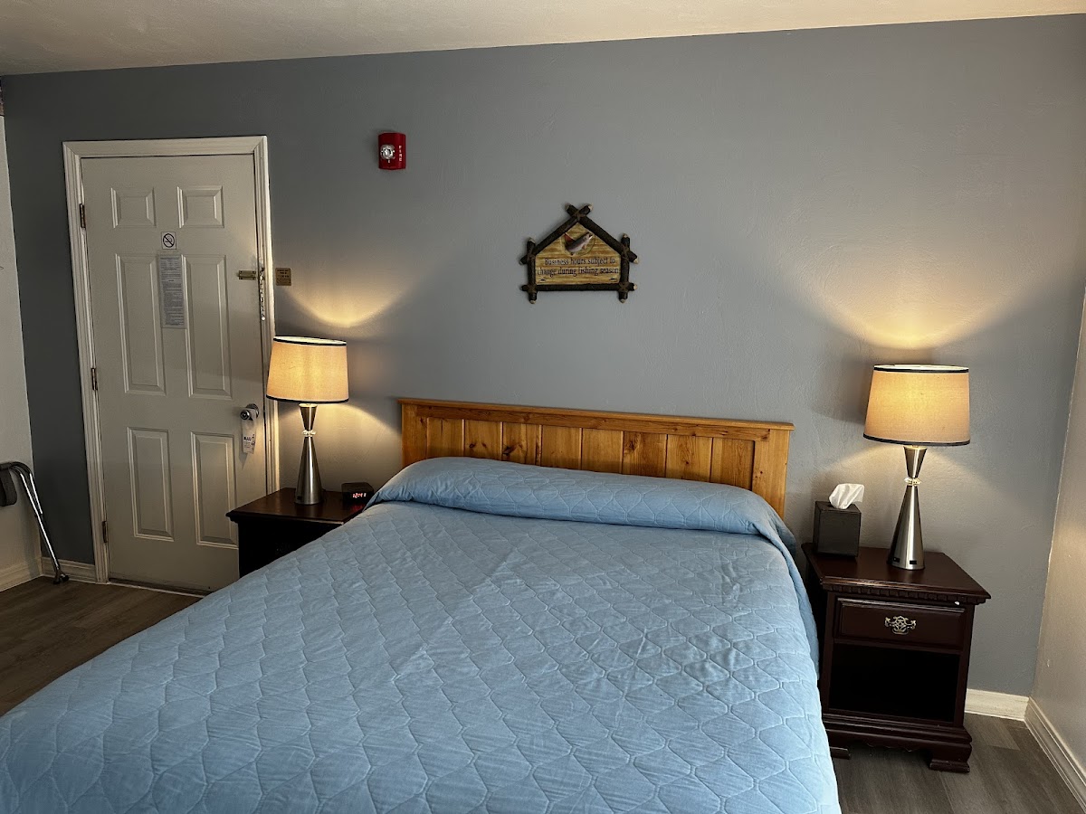 Rustic Inn Motel photo 2