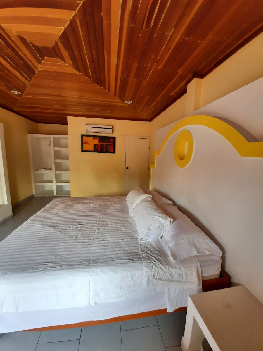 Reality Inn photo 3
