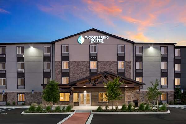 WoodSpring Suites Orlando I-4 & Convention Center photo 3