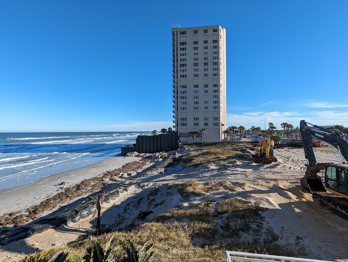Days Inn Tropical Seas
