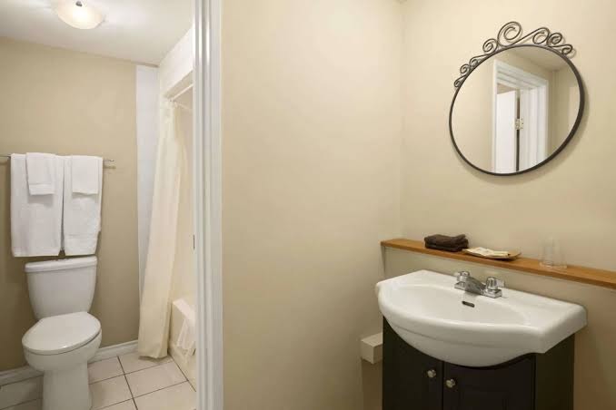 Nice Inn Edmonton photo 3
