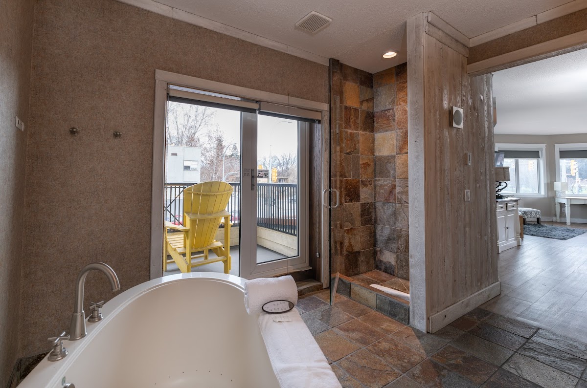 Prestige Beach House Kelowna, member of WorldHotels Crafted photo 2