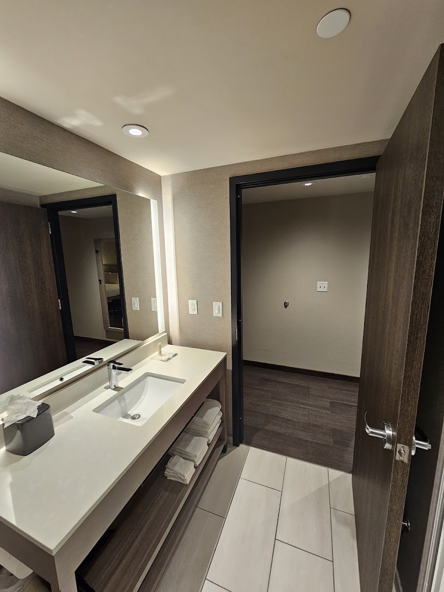 Hyatt Place Altoona / Des Moines photo 3